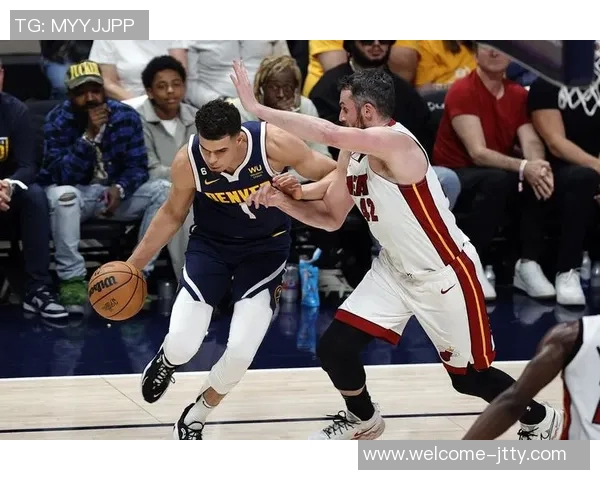 小迈克尔波特表现出色17投9中砍下26分助球队逆转胜利